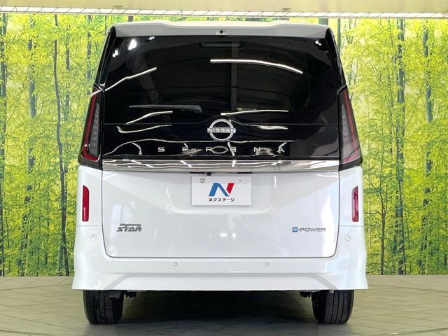 NISSAN SERENA  WG 2024