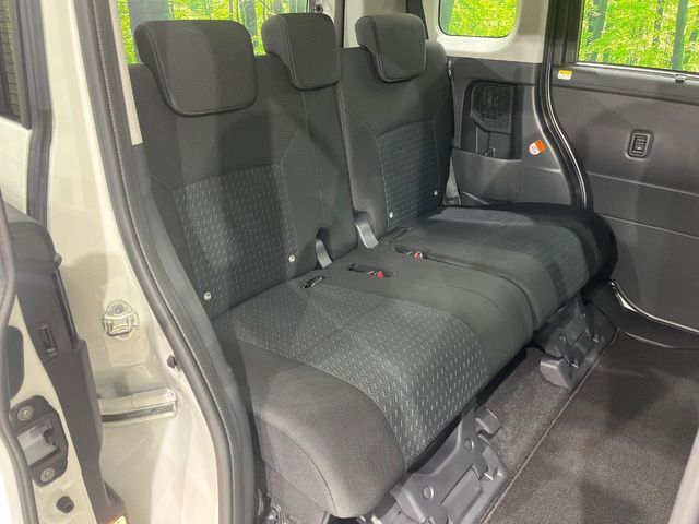 TOYOTA ROOMY 4WD 2024