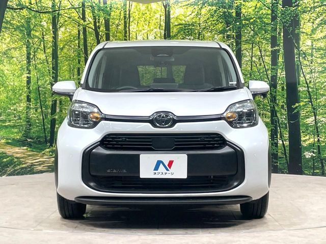 TOYOTA SIENTA HYBRID 2025