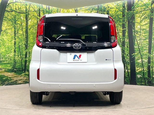 TOYOTA SIENTA HYBRID 2025