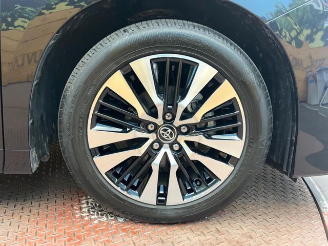 TOYOTA VELLFIRE 2018