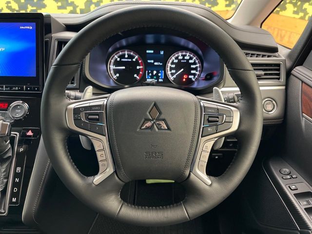 MITSUBISHI DELICA D:5 4WD 2023