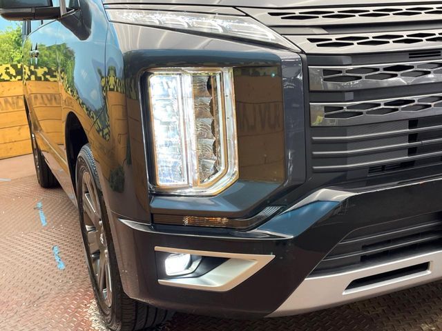 MITSUBISHI DELICA D:5 4WD 2023