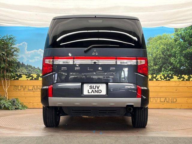 MITSUBISHI DELICA D:5 4WD 2023