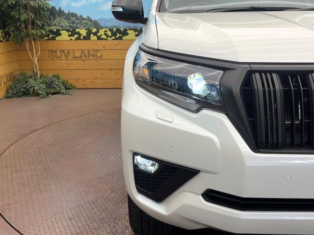 TOYOTA LANDCRUISER PRADO 2023