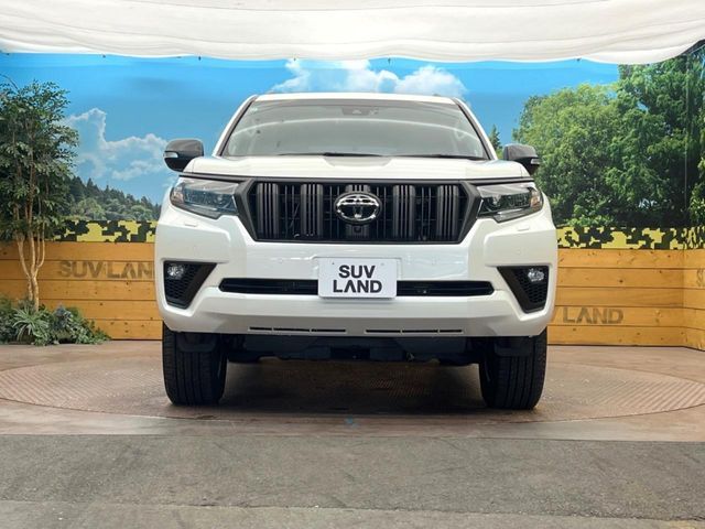 TOYOTA LANDCRUISER PRADO 2023