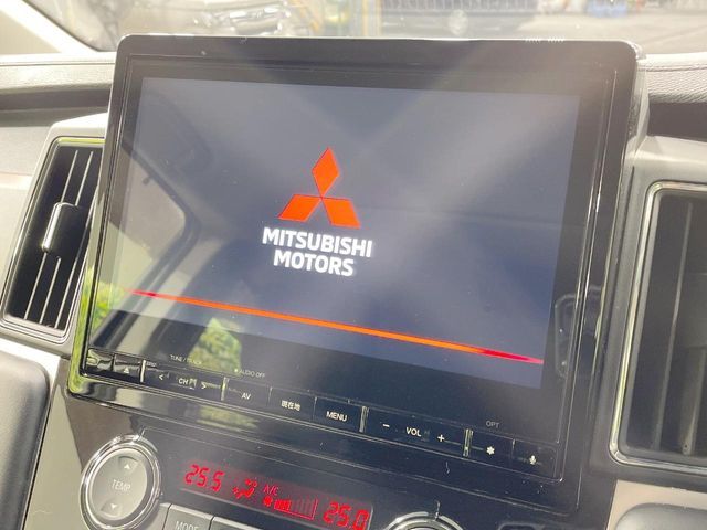 MITSUBISHI DELICA D:5 4WD 2019