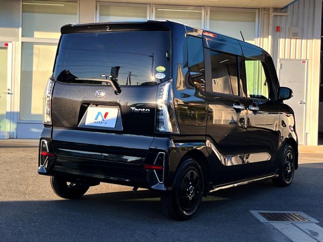 DAIHATSU TANTO CUSTOM 2020