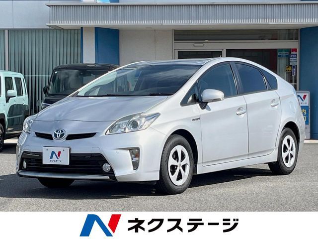 TOYOTA PRIUS 2014