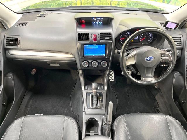 SUBARU FORESTER 2012