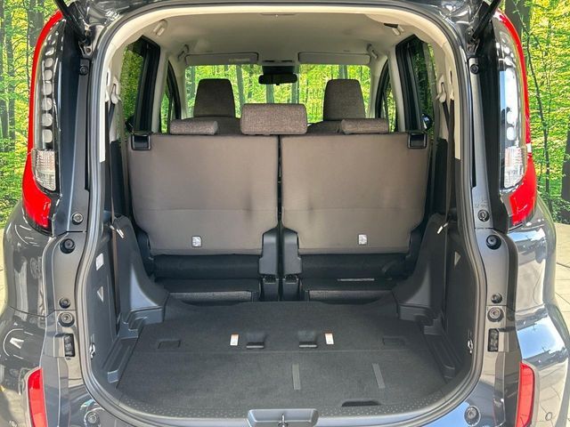 TOYOTA SIENTA HYBRID 2023