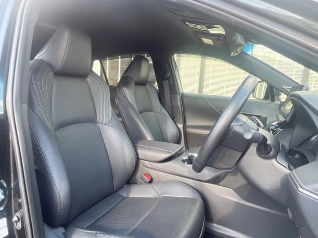 TOYOTA HARRIER 2WD 2022