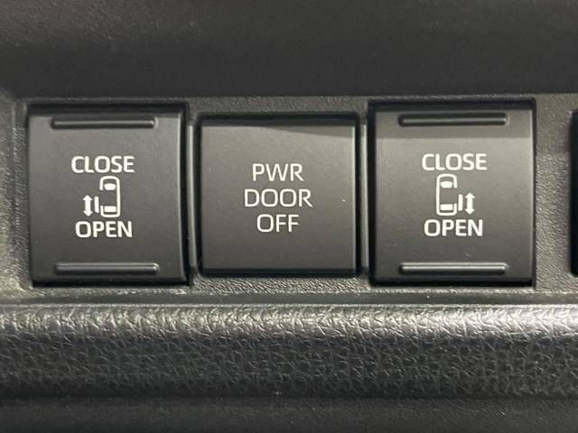 TOYOTA SIENTA HYBRID 2023