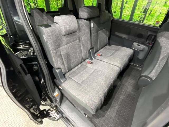 TOYOTA SIENTA HYBRID 2023