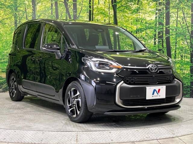 TOYOTA SIENTA HYBRID 2023