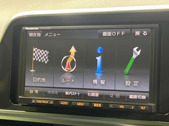 TOYOTA SIENTA HYBRID 2016