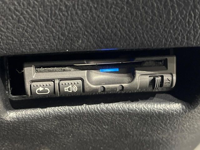 TOYOTA SIENTA HYBRID 2016