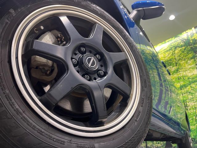 TOYOTA SIENTA HYBRID 2016