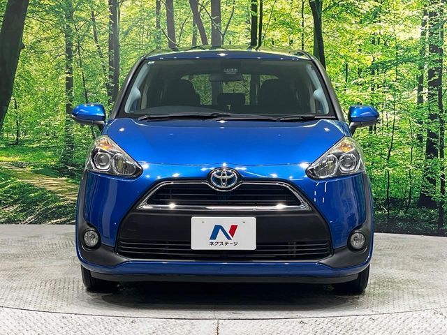 TOYOTA SIENTA HYBRID 2016