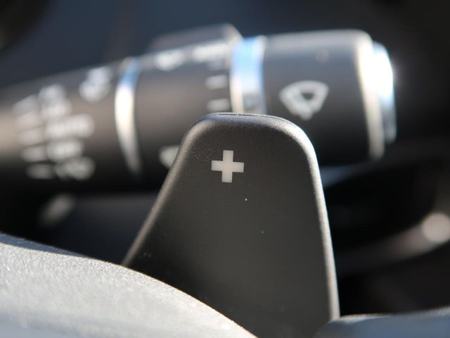 JAGUAR JAGUAR XEseries 2017