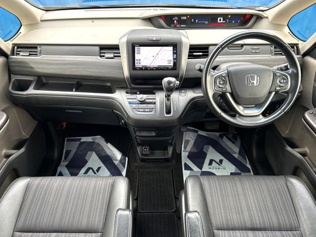 HONDA FREED 4WD 2017