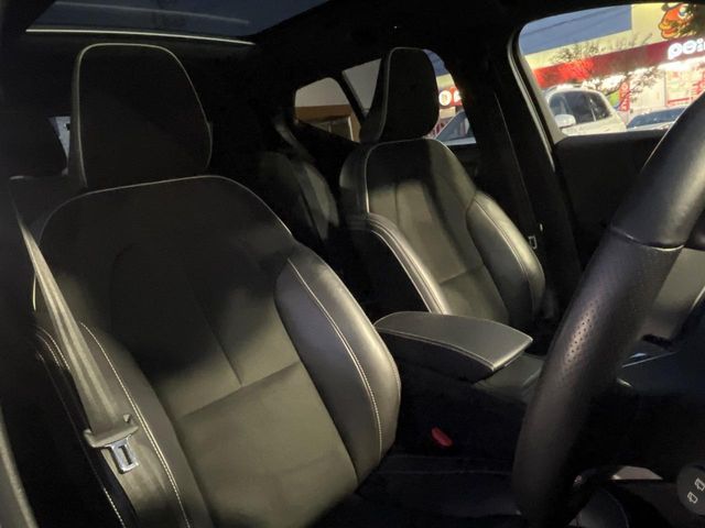 VOLVO VOLVO XC40 2021