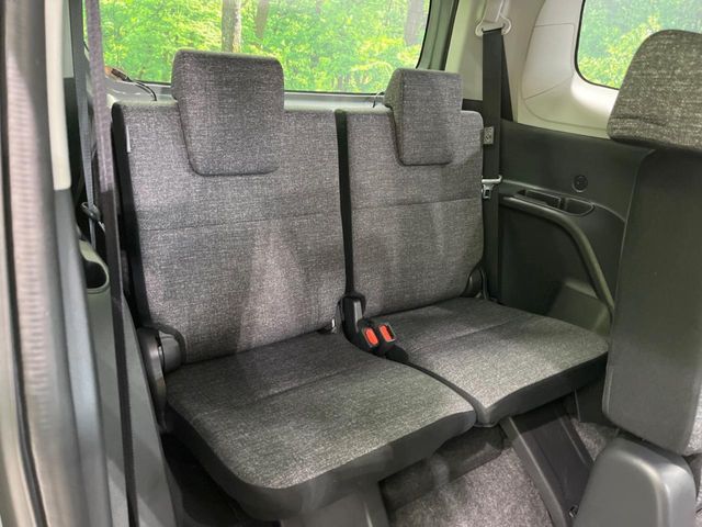 TOYOTA SIENTA HYBRID 2025