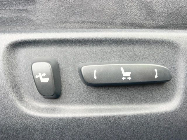 TOYOTA LEXUS HS250h 2013