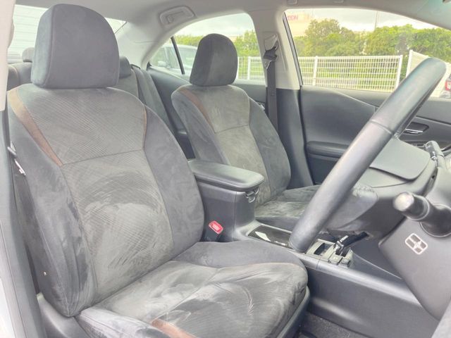 TOYOTA LEXUS HS250h 2013