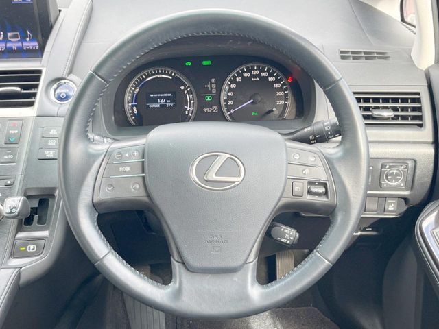 TOYOTA LEXUS HS250h 2013