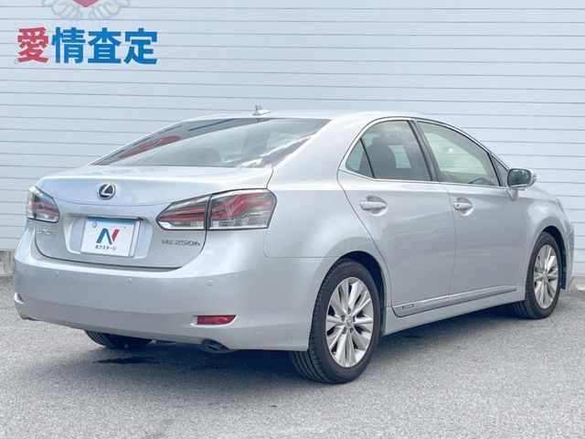 TOYOTA LEXUS HS250h 2013