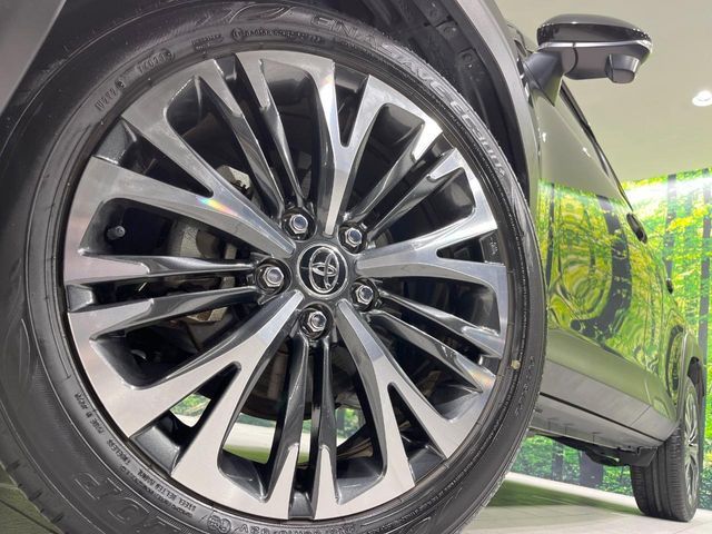 TOYOTA YARIS CROSS 2023