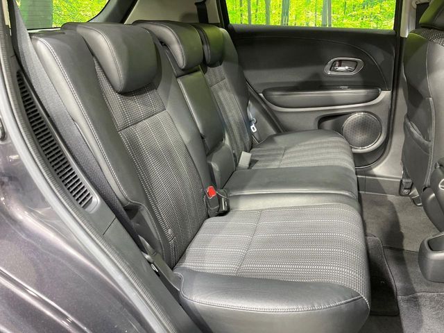 HONDA VEZEL HYBRID 2015