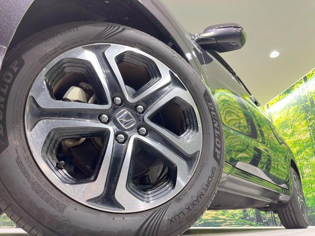 HONDA VEZEL HYBRID 2015