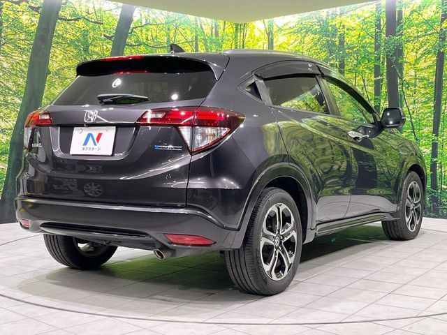 HONDA VEZEL HYBRID 2015