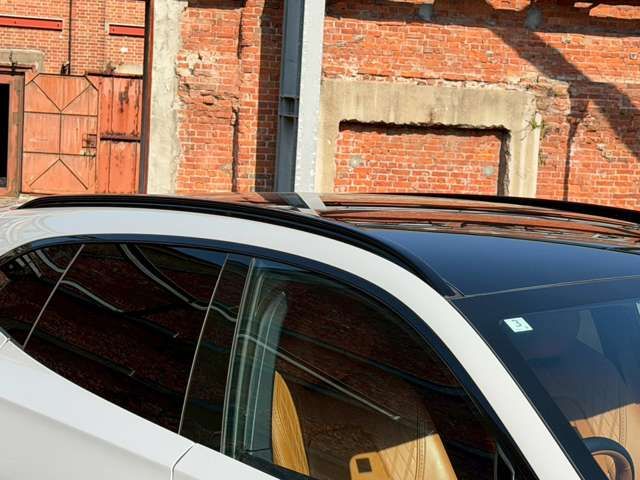 ASTON MARTIN ASTON MARTIN SUV 2024