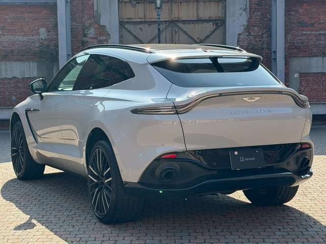 ASTON MARTIN ASTON MARTIN SUV 2024