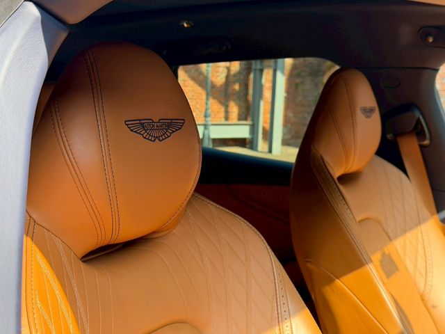 ASTON MARTIN ASTON MARTIN SUV 2024