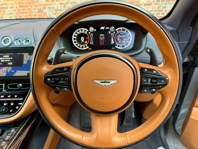 ASTON MARTIN ASTON MARTIN SUV 2024