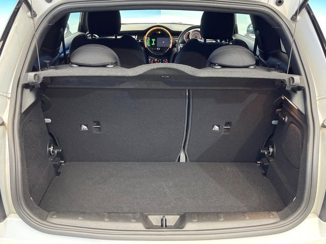 BMW MINI COOPER SD 2019