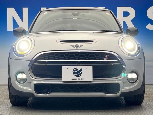 BMW MINI COOPER SD 2019