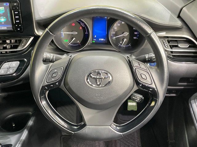TOYOTA C-HR 2017