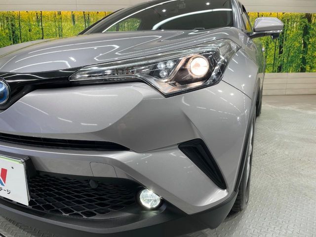 TOYOTA C-HR 2017