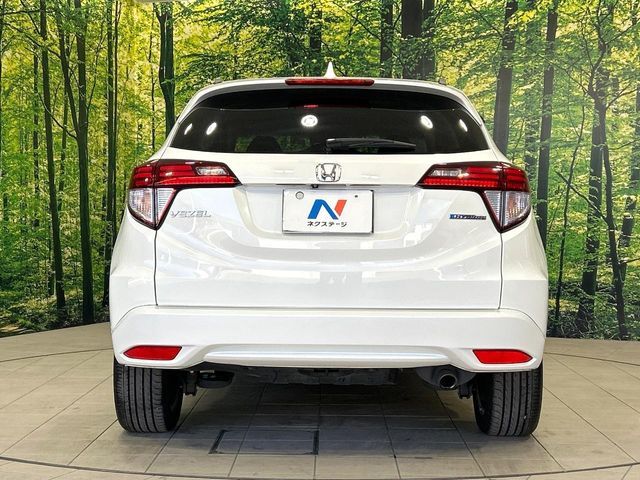 HONDA VEZEL HYBRID 2017