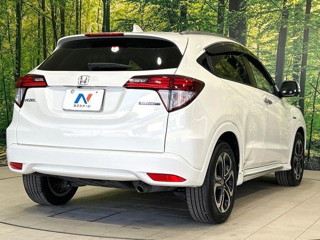 HONDA VEZEL HYBRID 2017