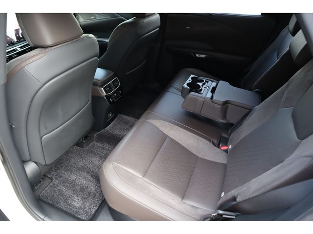 TOYOTA LEXUS RX450h+ 2024