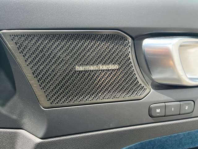 VOLVO VOLVO XC40 2023