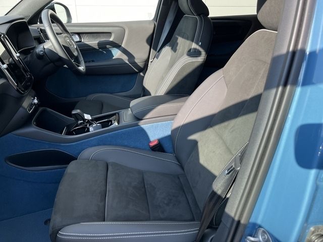 VOLVO VOLVO C40 2022