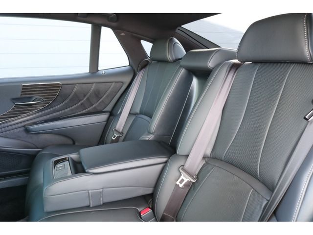 TOYOTA LEXUS LS500h 2018