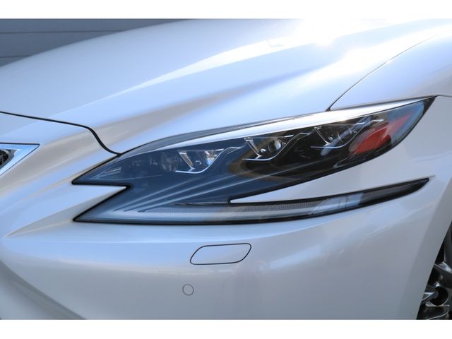 TOYOTA LEXUS LS500h 2018